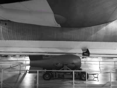 The smaller size of the Mark V (which actually entered service a year after the Mark VI and three years after the Mark IV, despite the numerical sequence of their names) is obvious when you see the more streamlined shape of this bomb as compared to the others. Located at the National Museum of the US Air Force near Dayton, Ohio.